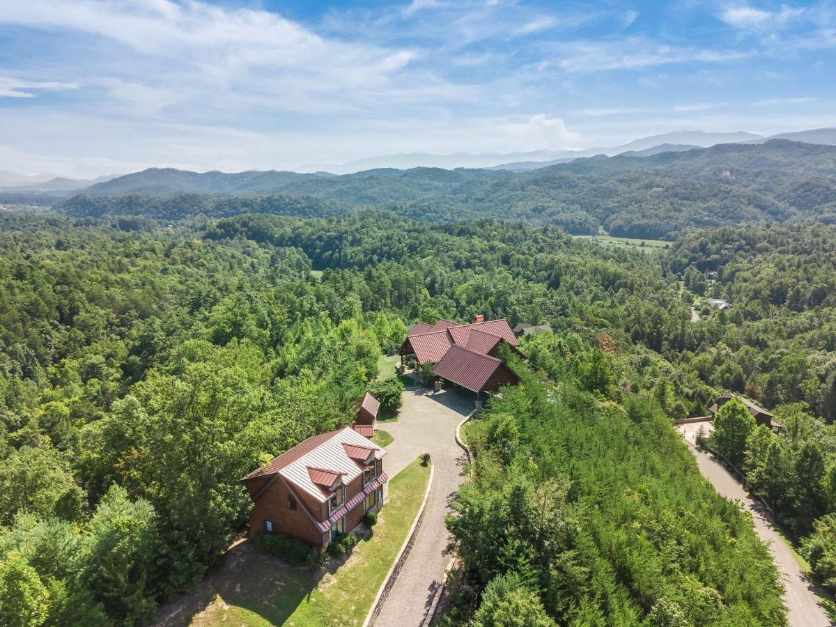 Journey'S End, 5 Bedrooms, Sleeps 12, Private Outdoor Pool, Theater, Sauna Sevierville Εξωτερικό φωτογραφία